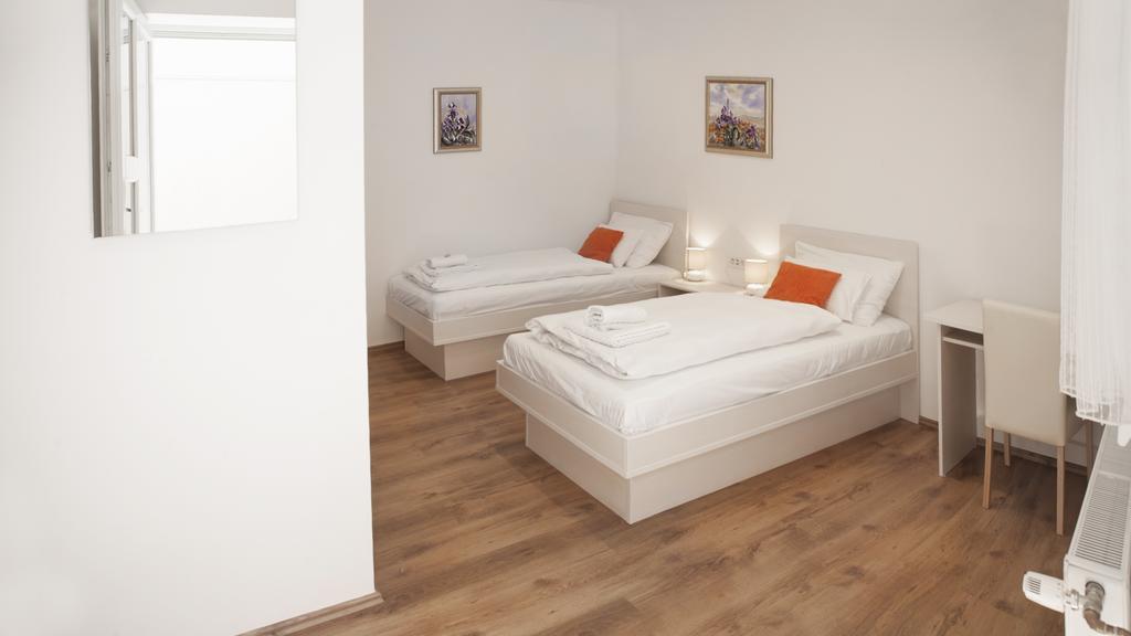 Rooms Lidija Ζάγκρεμπ Εξωτερικό φωτογραφία